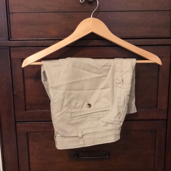 Wrangler comfort solutions series men’s khaki shorts Size 34 in good condition - Picture 6 of 16